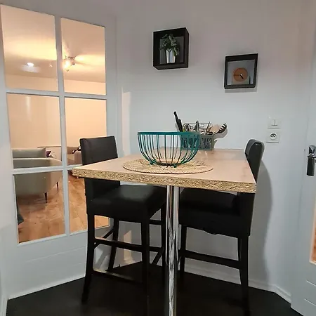 Et Calme, Proche De La Place Stanislas - Fr-1-584-350 Apartamento *