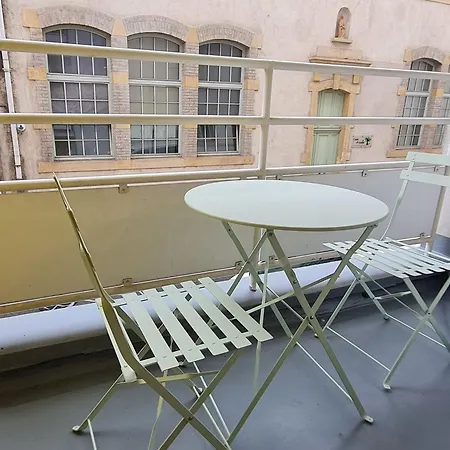 Et Calme, Proche De La Place Stanislas - Fr-1-584-350 *